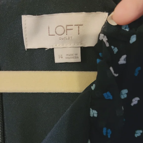 LOFT outlet navy sleeveless dress size 14 - Picture 3 of 3